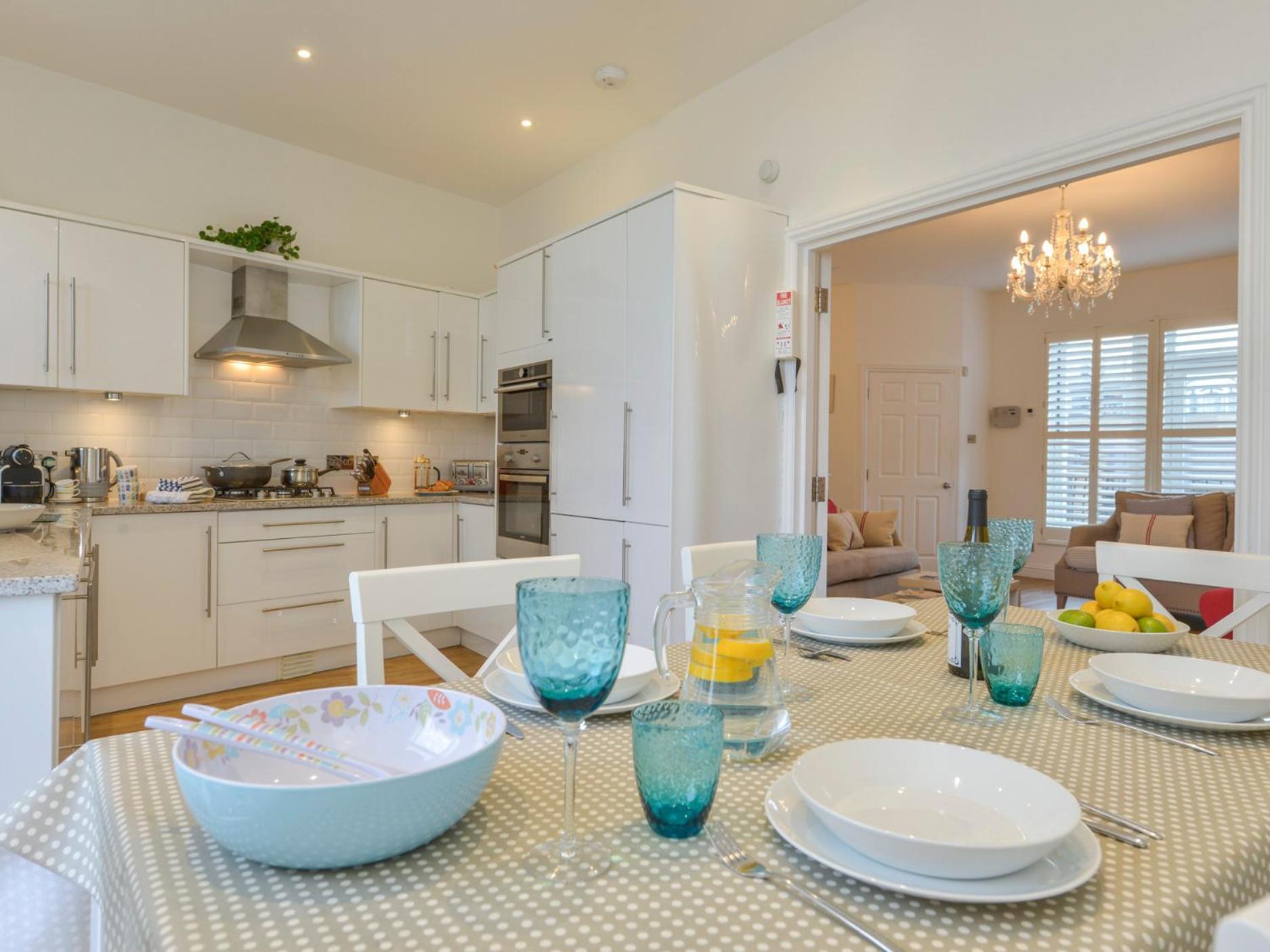 Апартаменты 10 Cove View Ильфракомб Экстерьер фото